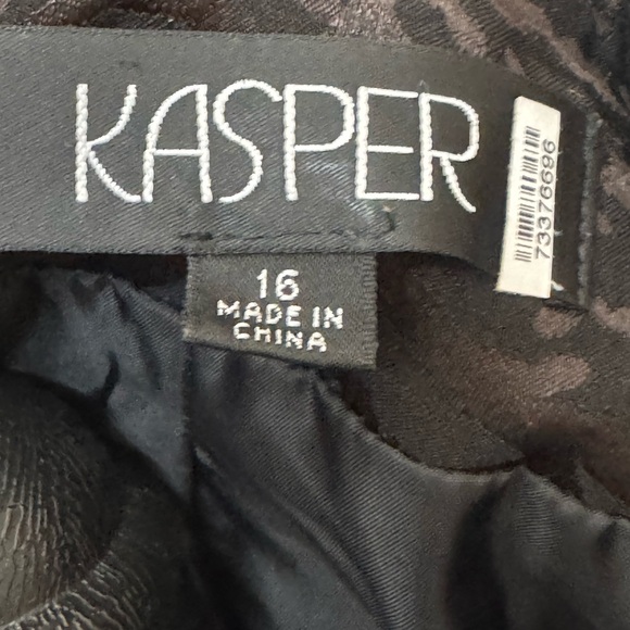 Black Animal Print Design Kasper Suit. - Picture 3 of 3